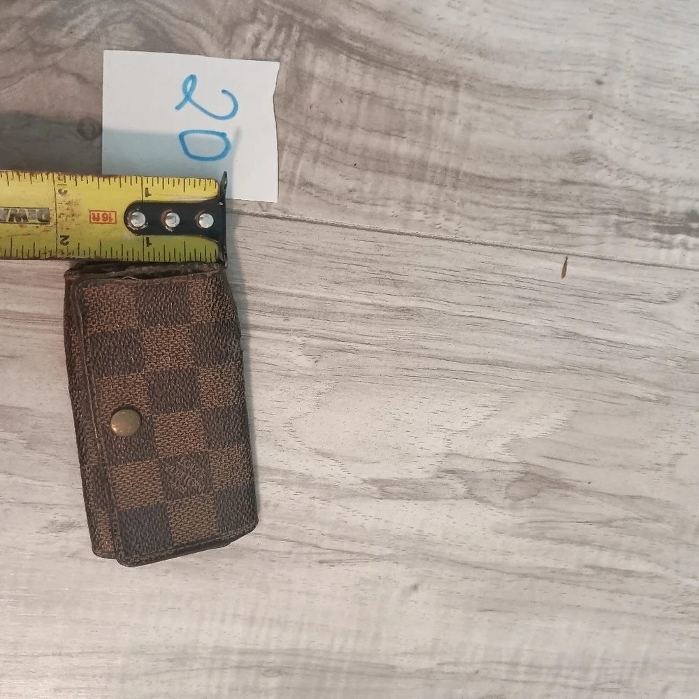 louis vuitton damier eben key card holder